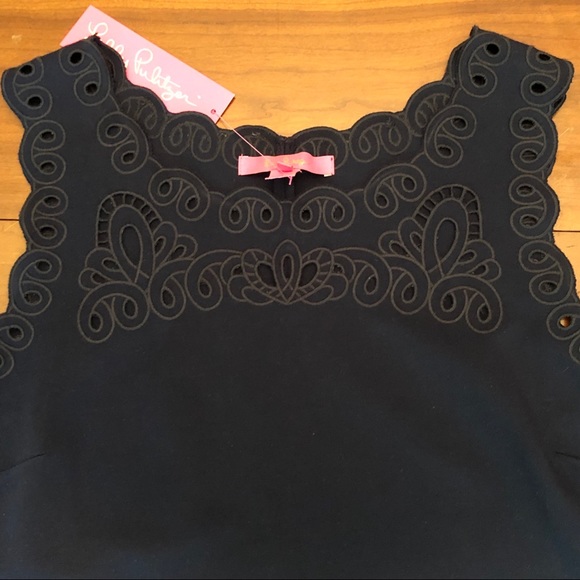 Lilly Pulitzer Tops - 🎉🎉HP🎉🎉 best in tops/ Lilly Pulitzer